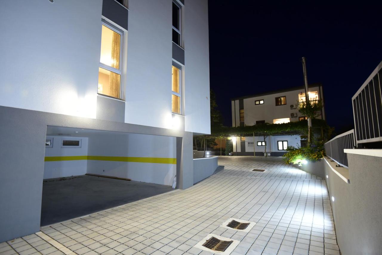 Apartments Adriatic Podstrana Exterior photo