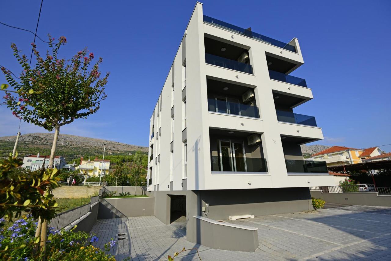 Apartments Adriatic Podstrana Exterior photo