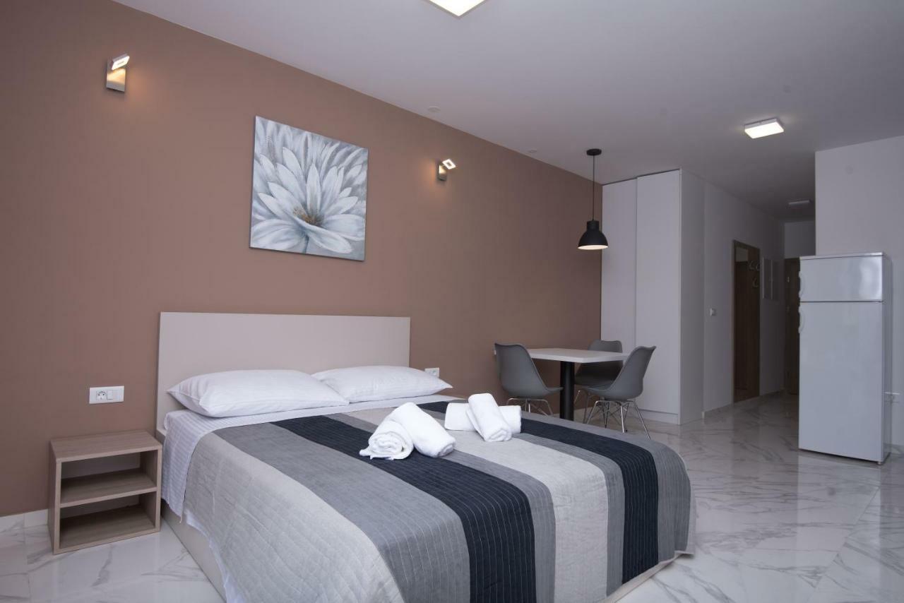 Apartments Adriatic Podstrana Exterior photo