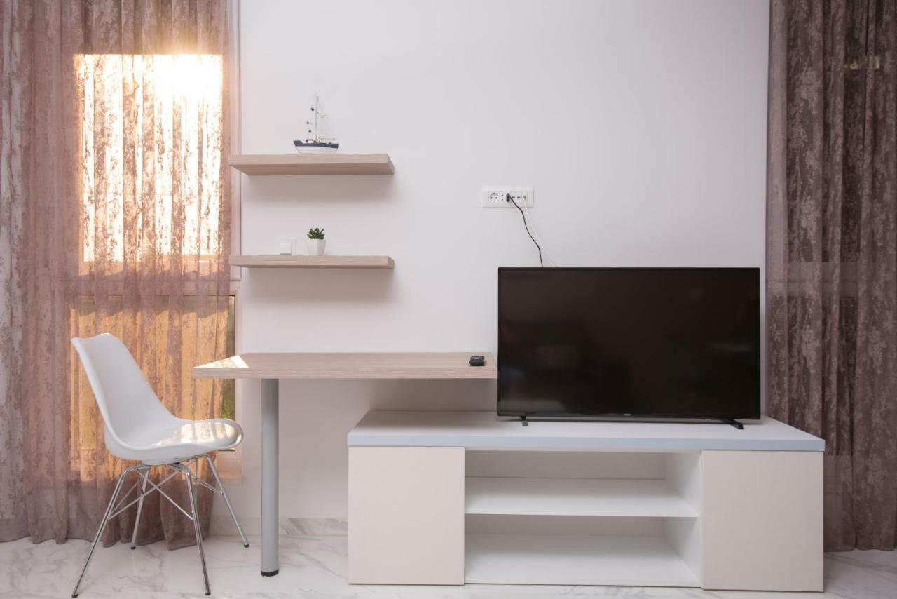 Apartments Adriatic Podstrana Exterior photo