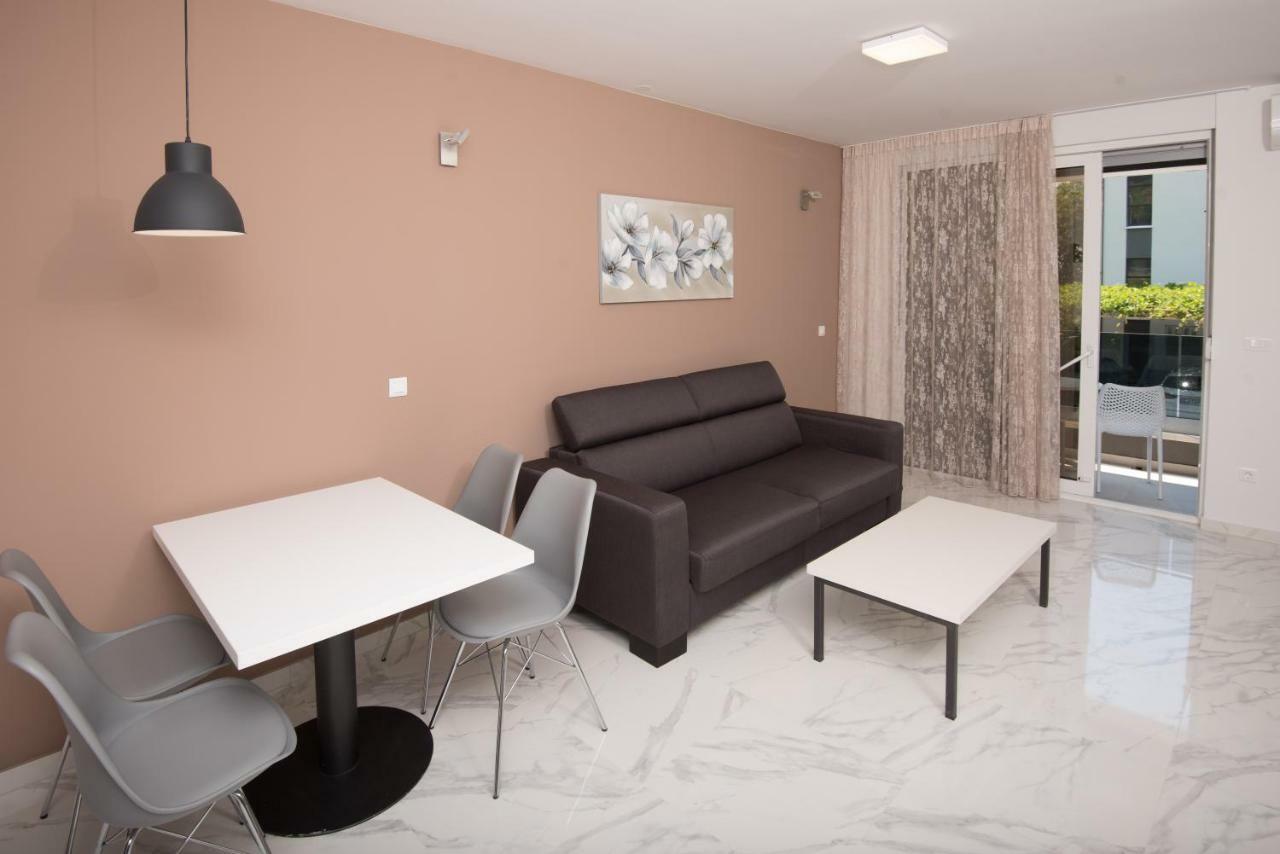 Apartments Adriatic Podstrana Exterior photo