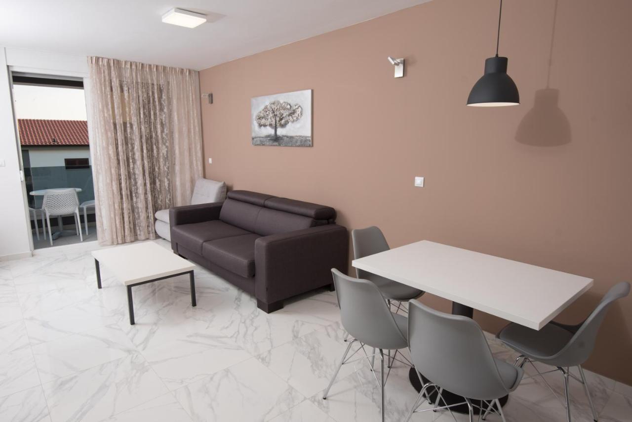 Apartments Adriatic Podstrana Exterior photo