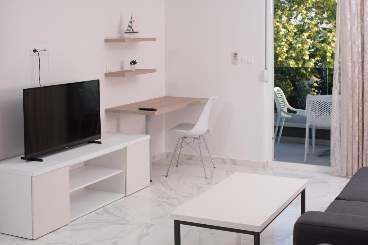 Apartments Adriatic Podstrana Exterior photo