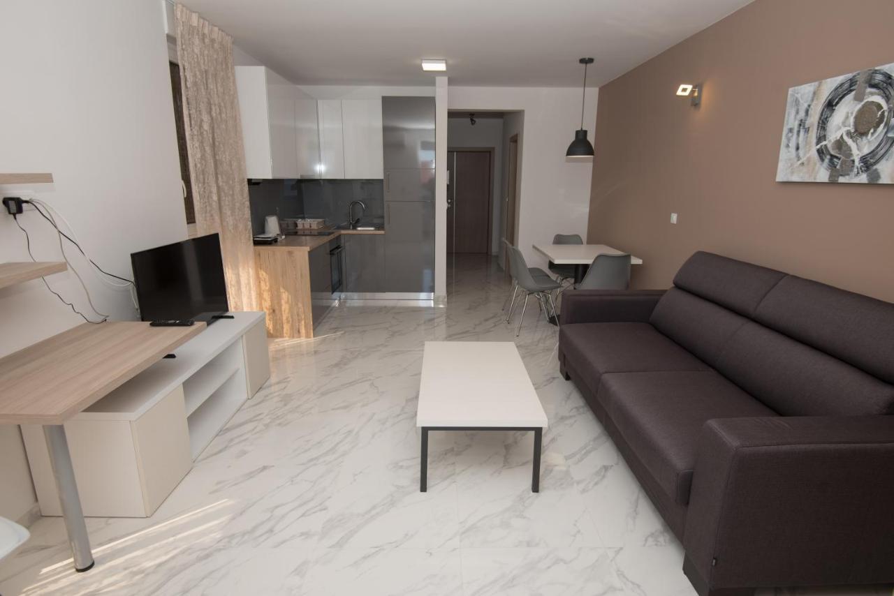 Apartments Adriatic Podstrana Exterior photo
