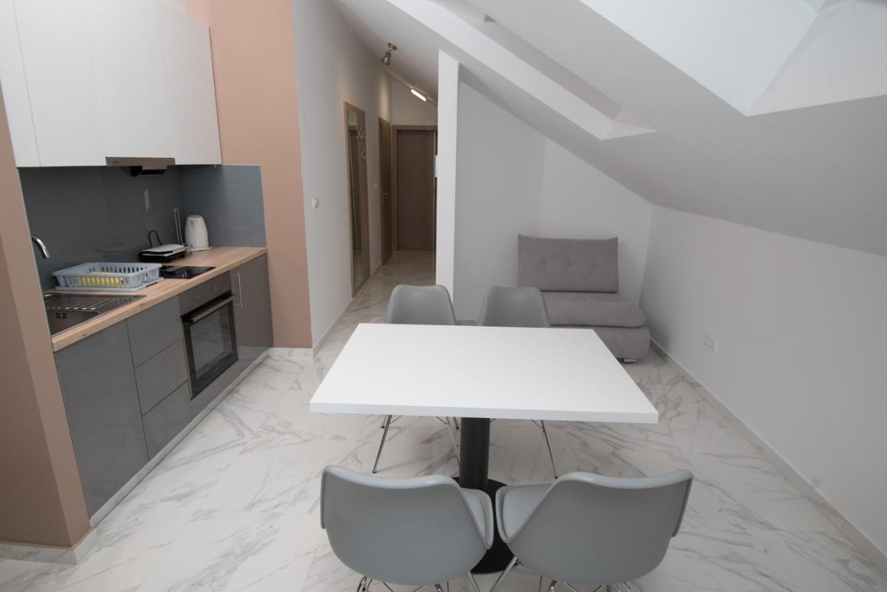 Apartments Adriatic Podstrana Exterior photo