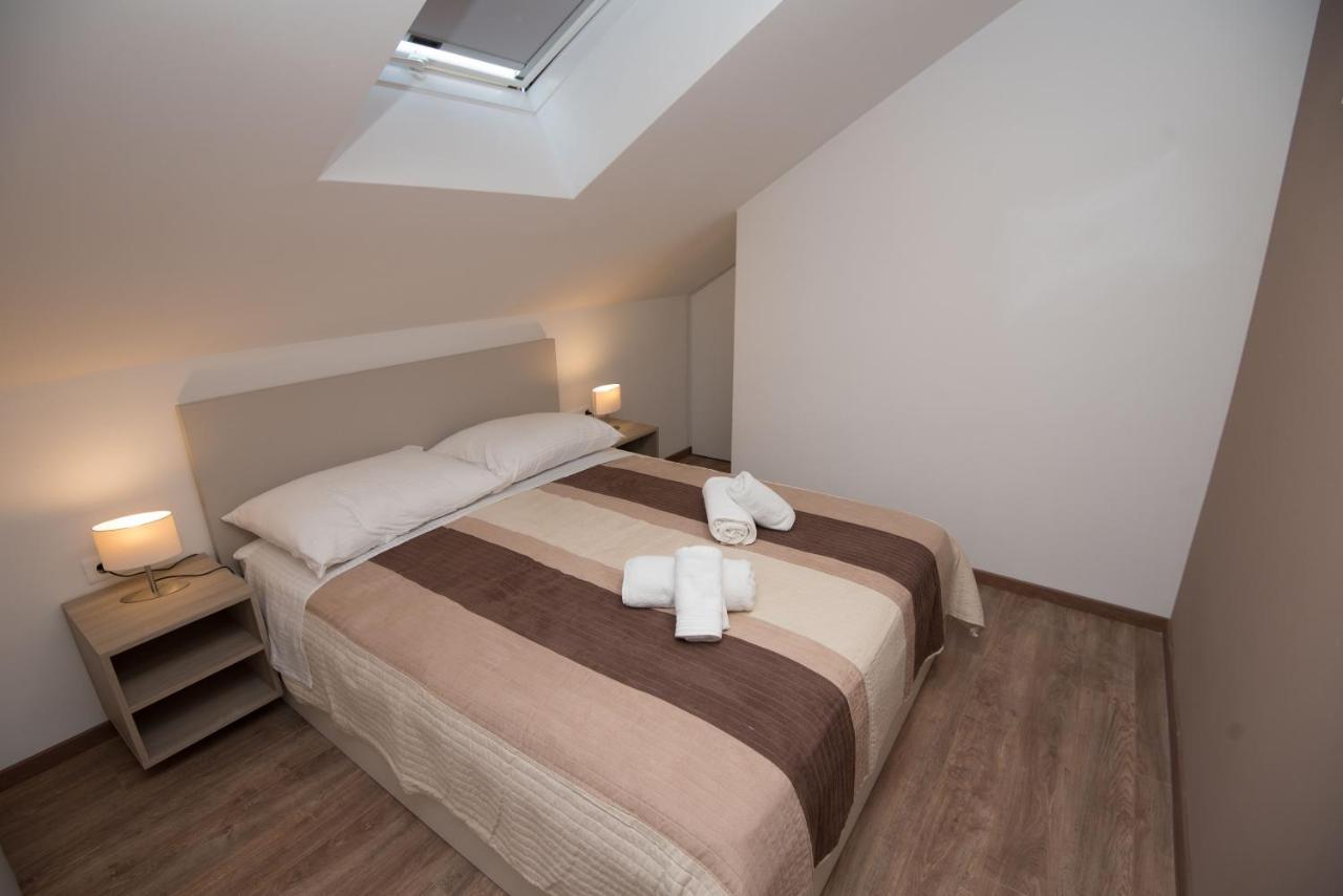 Apartments Adriatic Podstrana Exterior photo